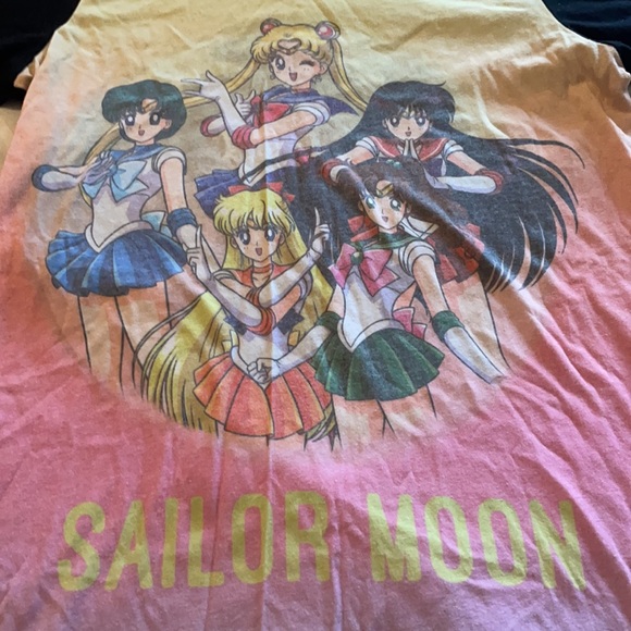 Sailor moon slim fit tee - Picture 2 of 4